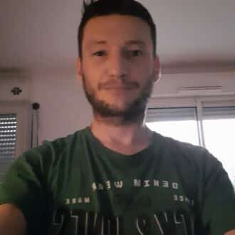 Etalon viril sur Savenay cherche plans cul avec cougar