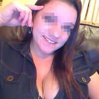 Femme cougar divorcée à Narbonne en lingerie, cherchant un jeune homme pour une rencontre cougar sans lendemai